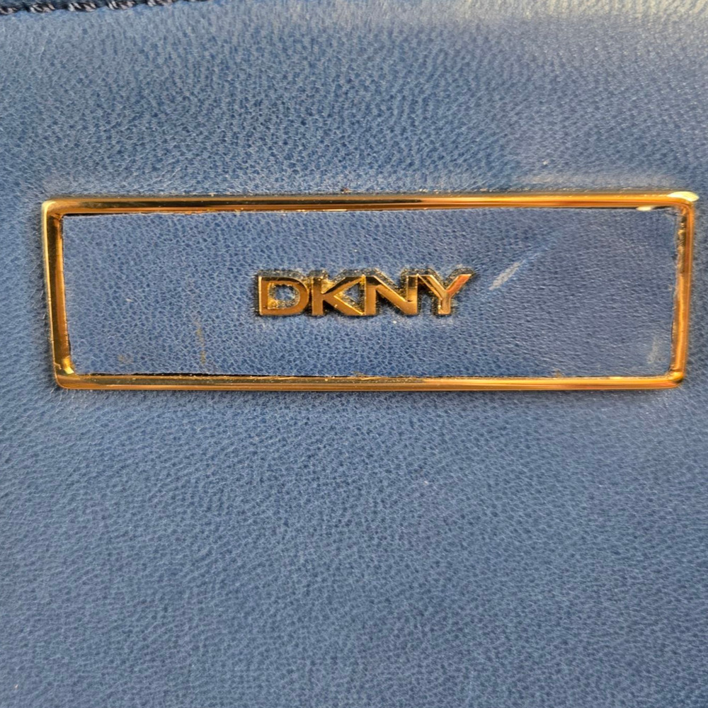 DKNY Blue Leather Crossbody Bag Adjustable Strap Gold Hardware Classic - Picture 4 of 16